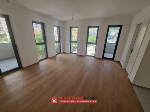 Izdavanje, stan, 75m², Zaobilaznica, Budva - image 2