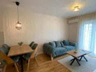 Izdavanje, jednosoban stan, 42m², Pobrežje, Podgorica - image 5