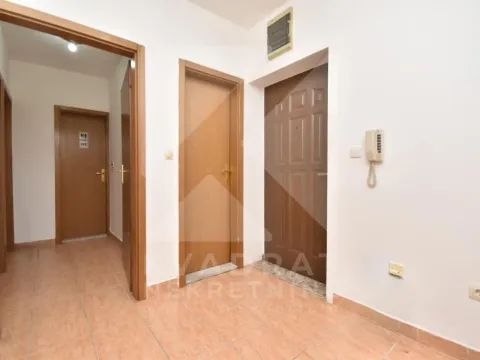 Rent, two bedroom apartment, 71m², Zagorič, Podgorica - image 9