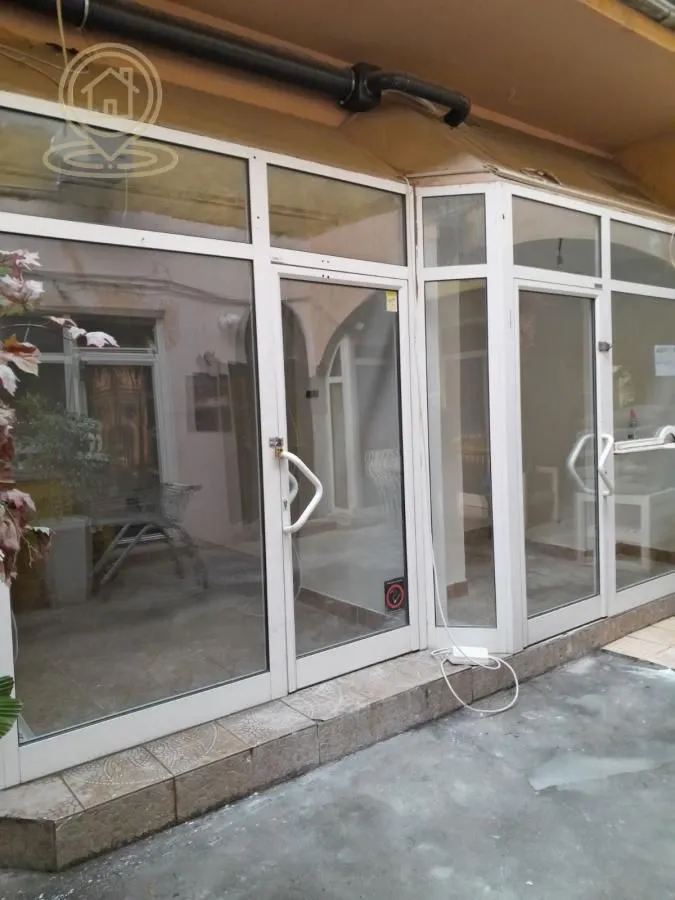 Rent, office space, 22m², Stari grad, Novi Sad