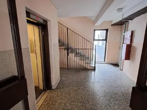 Sale, three bedroom apartment, 85m², Novi Beograd Blok 72, Novi Beograd Sve Podlokacije - image 12