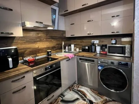 Rent, one bedroom apartment, 39m², Babin Do, Budva - image 1