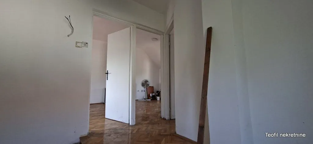 Prodaja, kuća, 61m², Voždovac Sve Podlokacije, Beograd