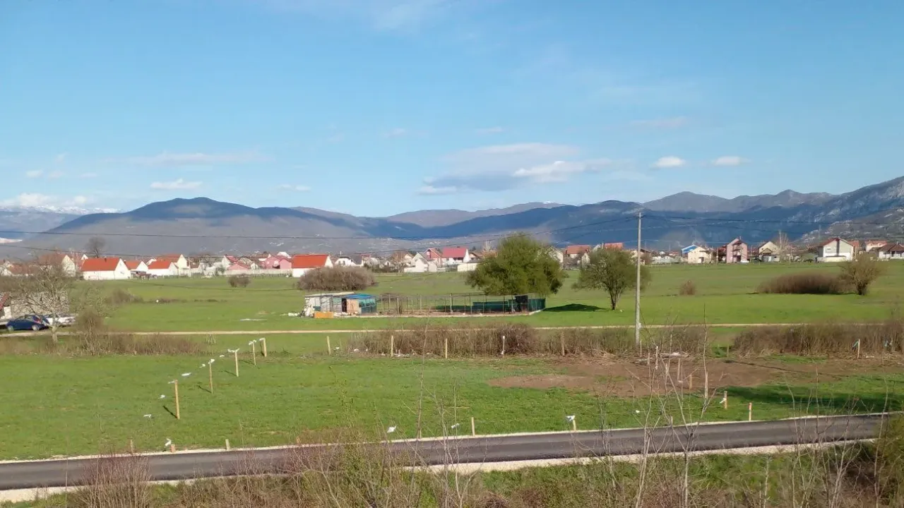 Prodaja, plac, 1000m², Nikšić, Crna Gora