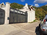 Rent, house, 400m², Markovići, Budva - image 10