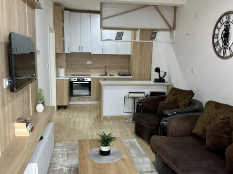 Prodaja, stan, 42m², Ulcinj, Crna Gora - image 7