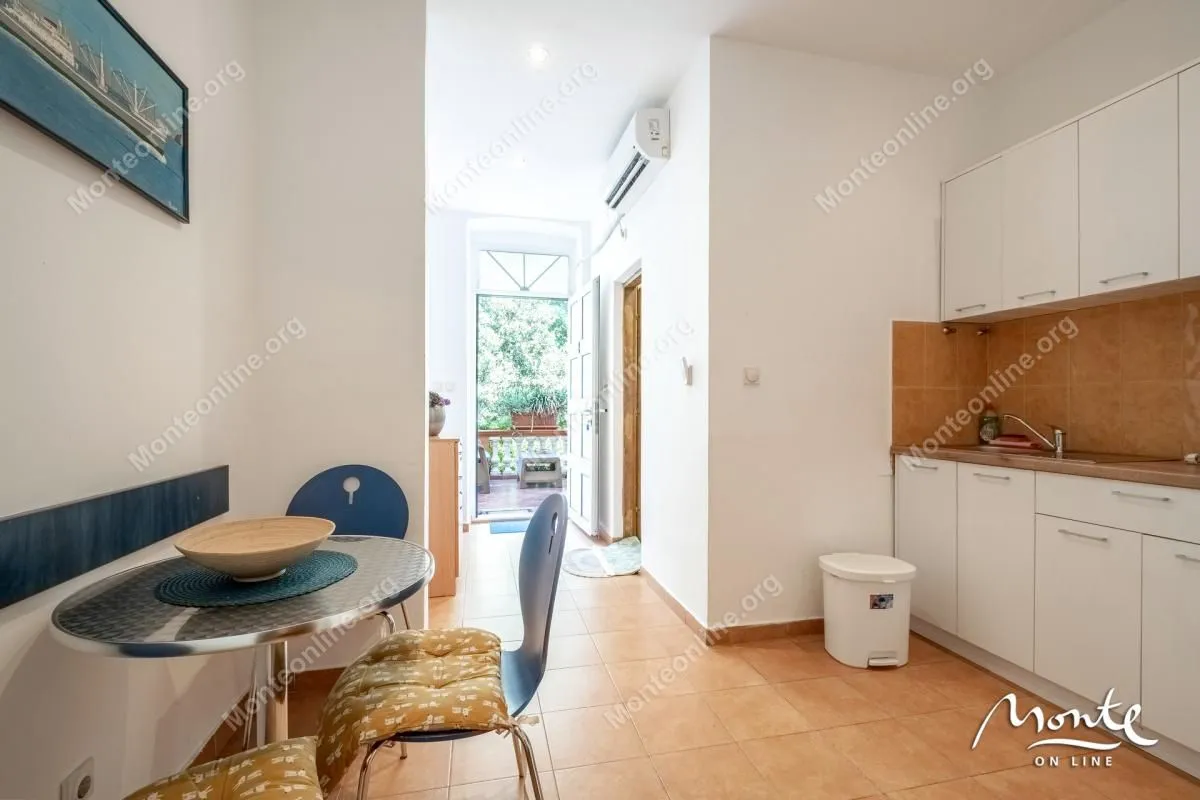 Sale, house, 112m², Risan, Kotor