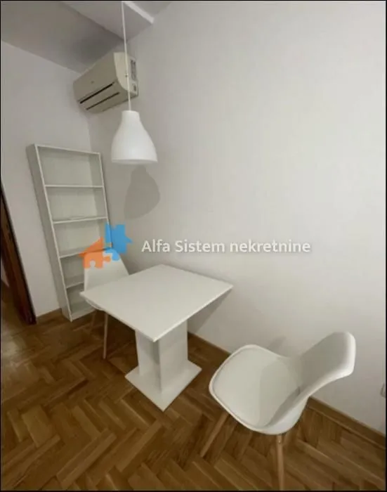 Rent, apartment, 36m², Kalenić Pijaca, Vračar Sve Podlokacije