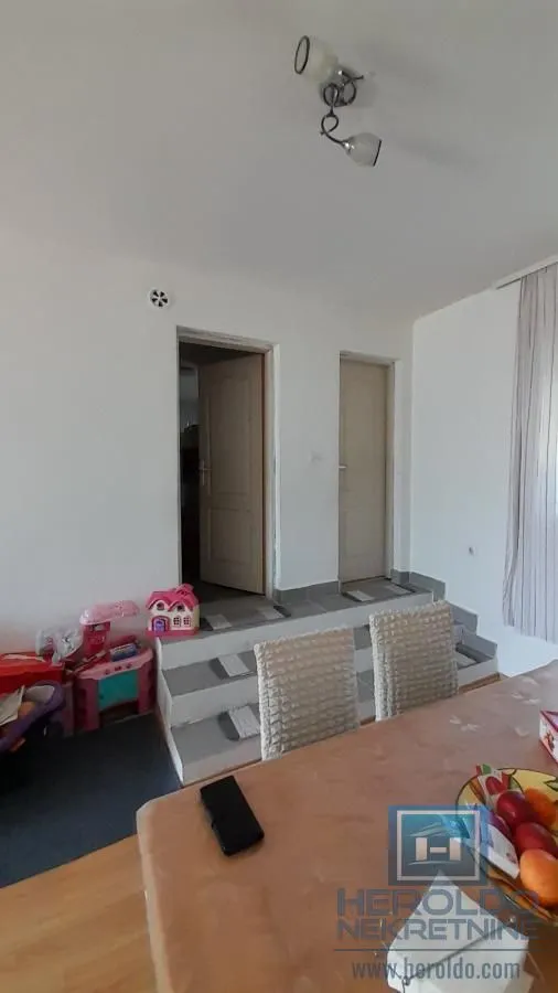 Prodaja, kuća, 175m², Rakitovo, Jagodina