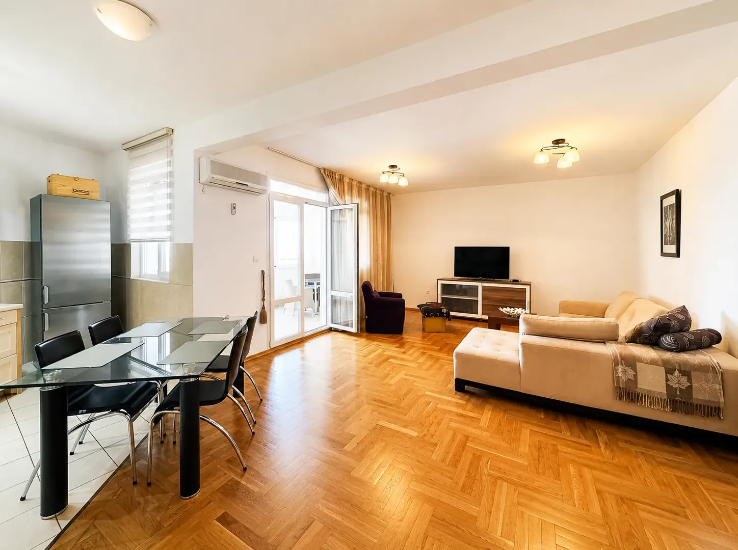Sale, one bedroom apartment, 85m², Centar, Bar