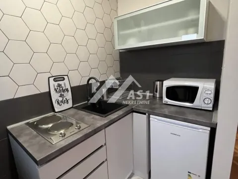 Izdavanje, stan, 25m², Rotkvarija, Novi Sad Sve Podlokacije - image 5