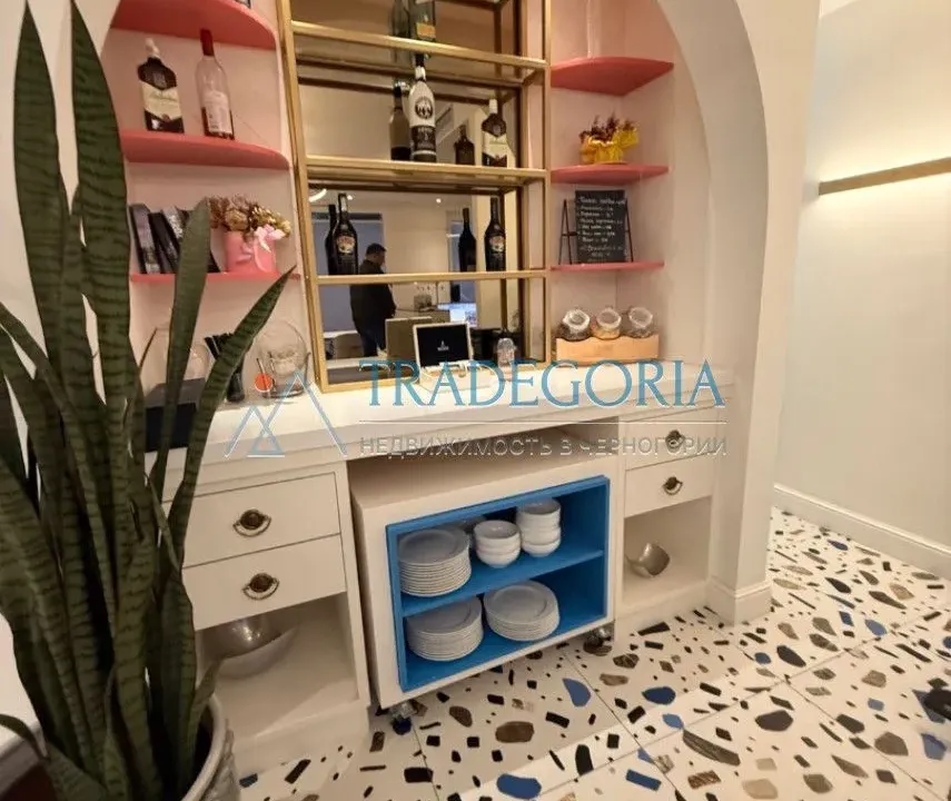 Sale, hospitality venue, 480m², Budva, Crna Gora