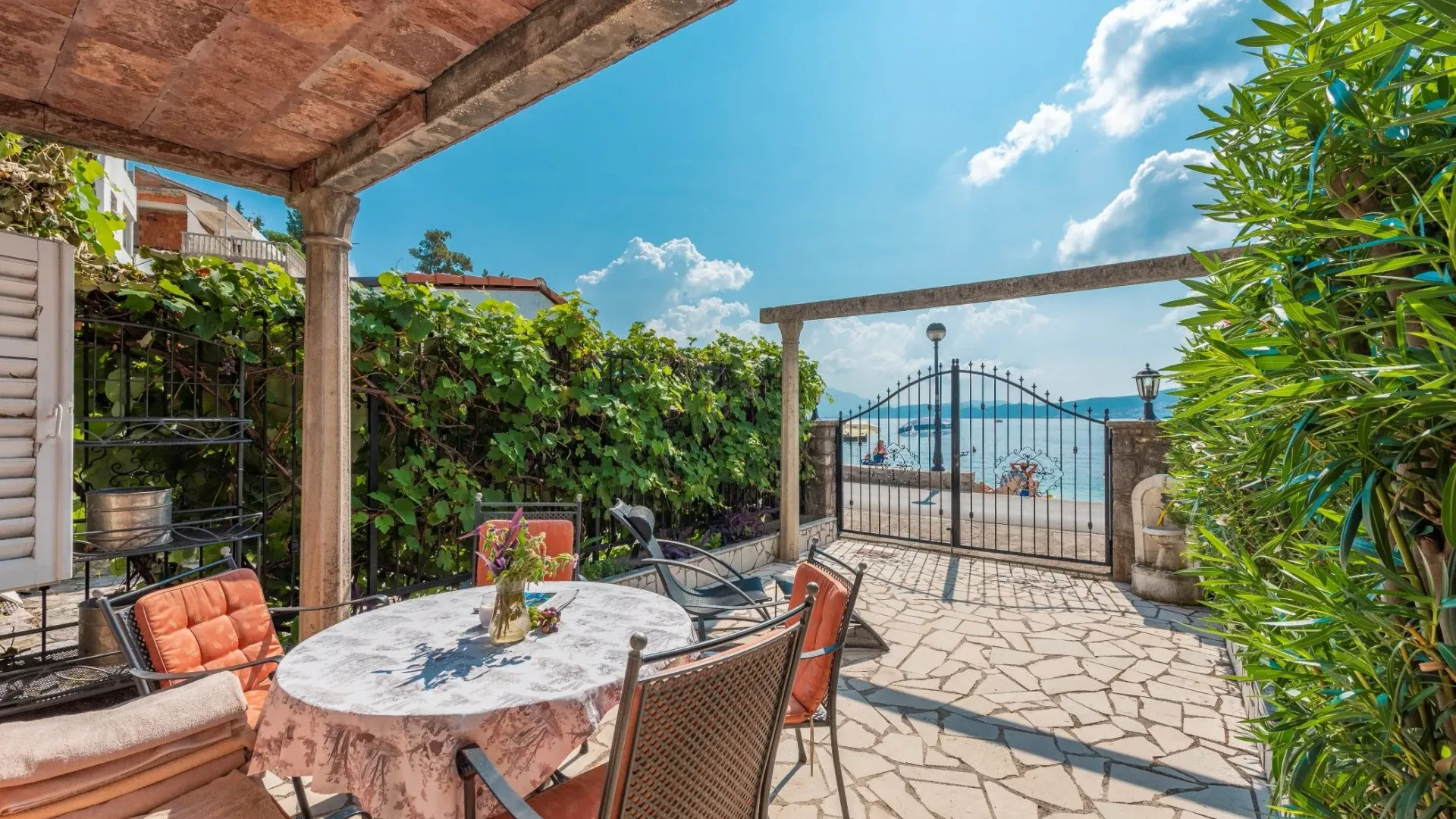 Prodaja, kuća, 95m², Baošići, Herceg Novi