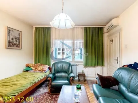 Sale, house, 124m², Čubura, Beograd