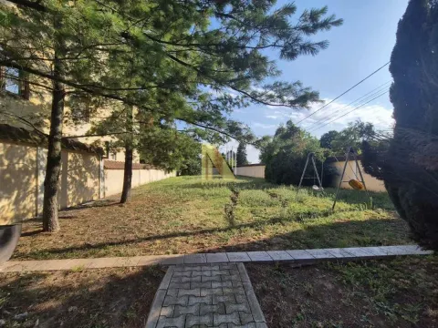 Prodaja, kuća, 248m², Surčin, Beograd - image 12