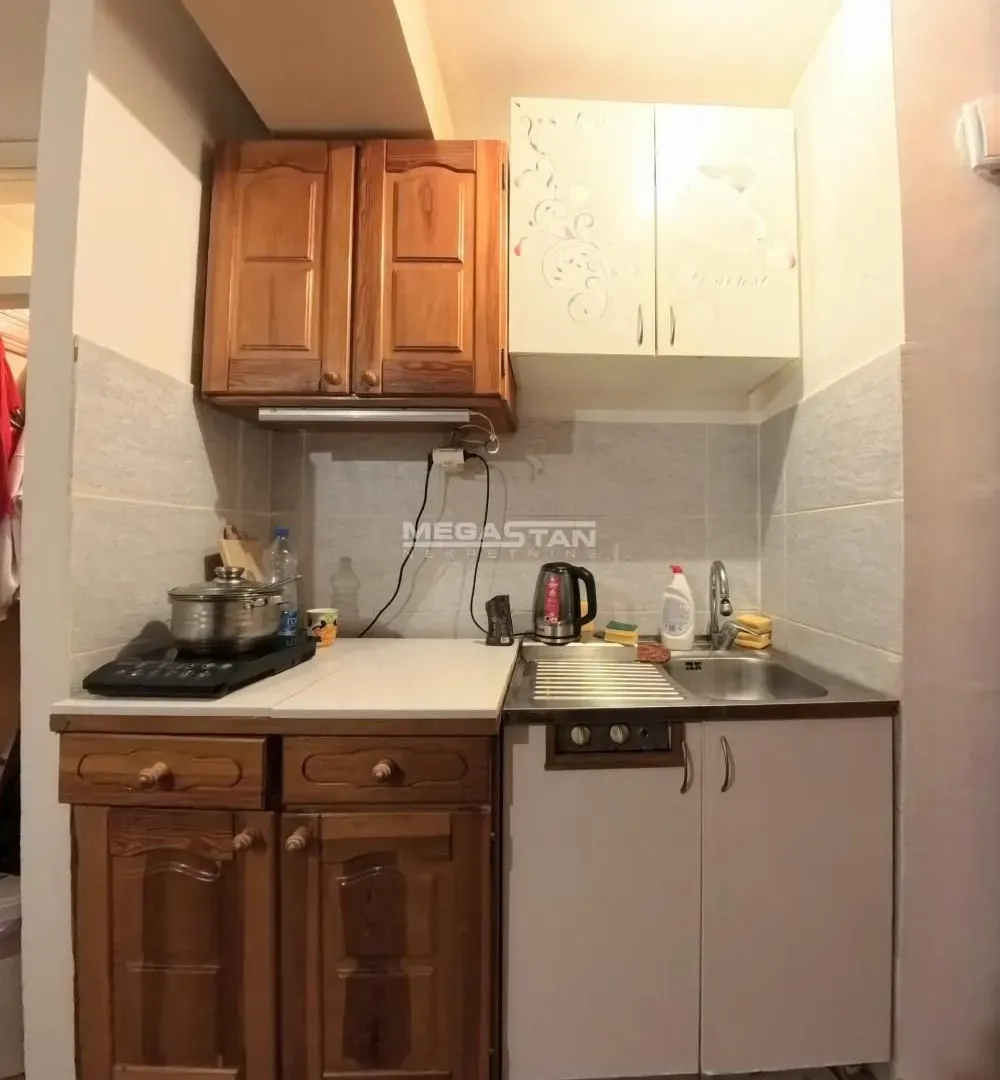 Prodaja, stan, 21m², Voždovačka Crkva, Voždovac Sve Podlokacije
