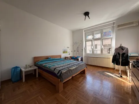 Sale, four bedroom apartment, 106m², Savski Venac, Beograd - image 10