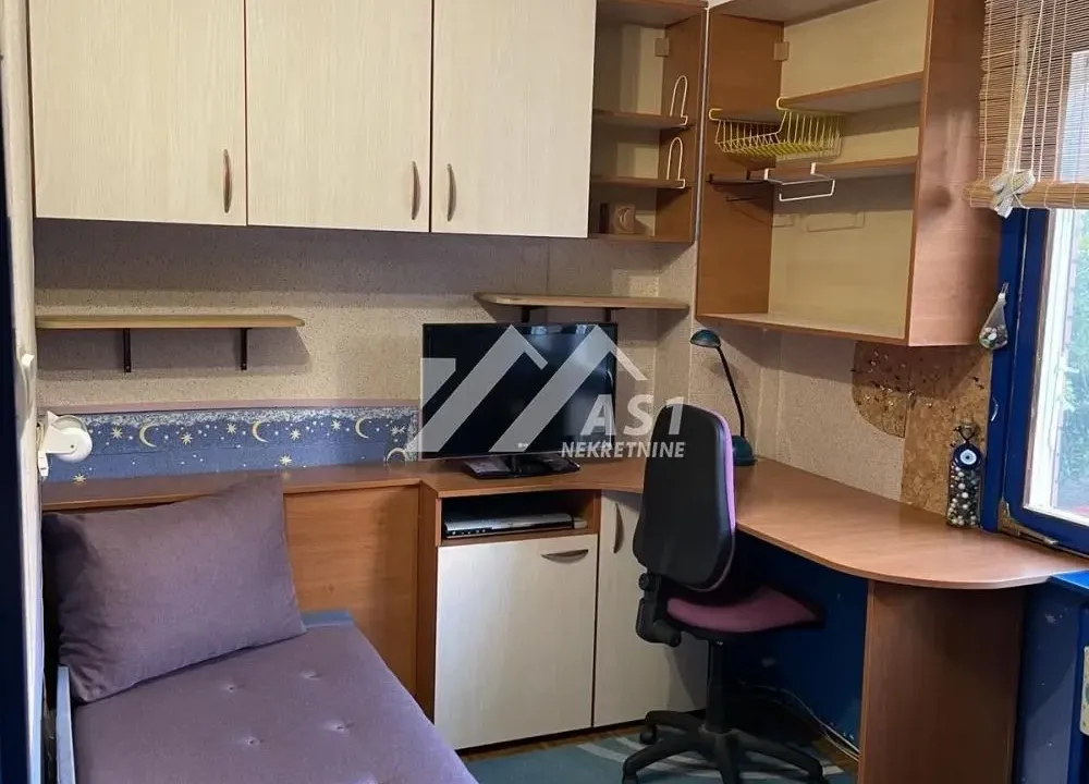 Izdavanje, dvosoban stan, 57m², Liman 4, Novi Sad Sve Podlokacije