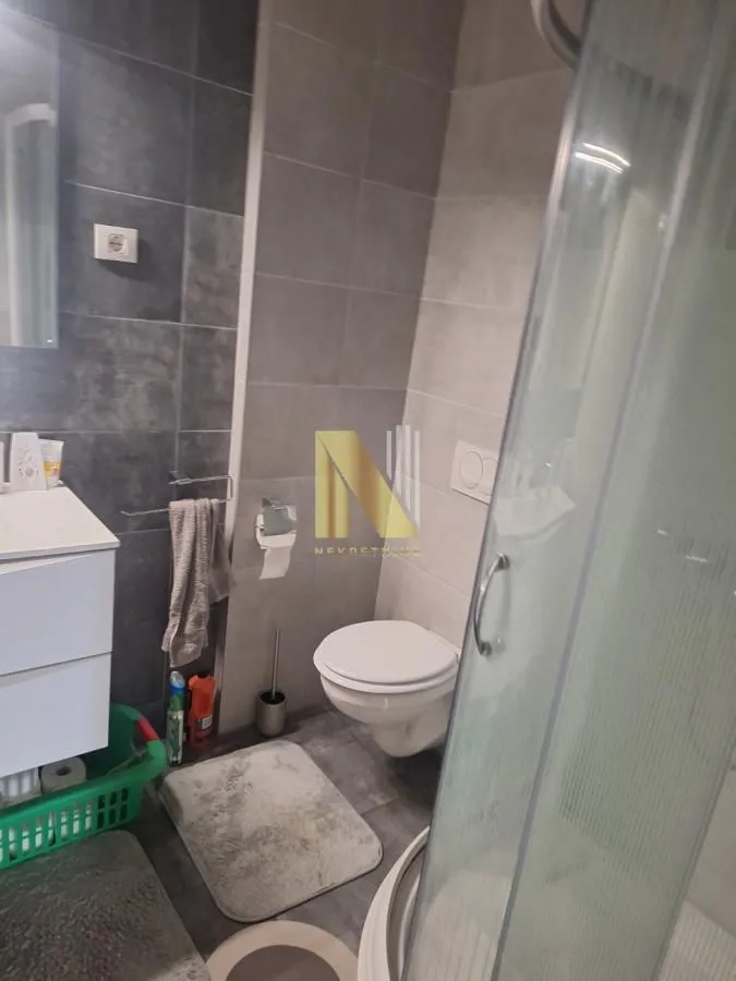 Prodaja, četvorosoban stan, 91m², Sajmište, Novi Sad