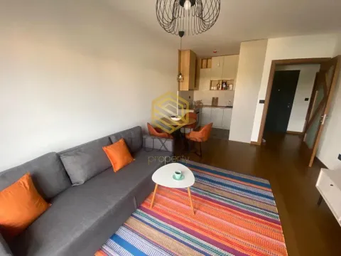 Dnevni boravak povezan sa trpezarijom i kuhinjom. - image 3