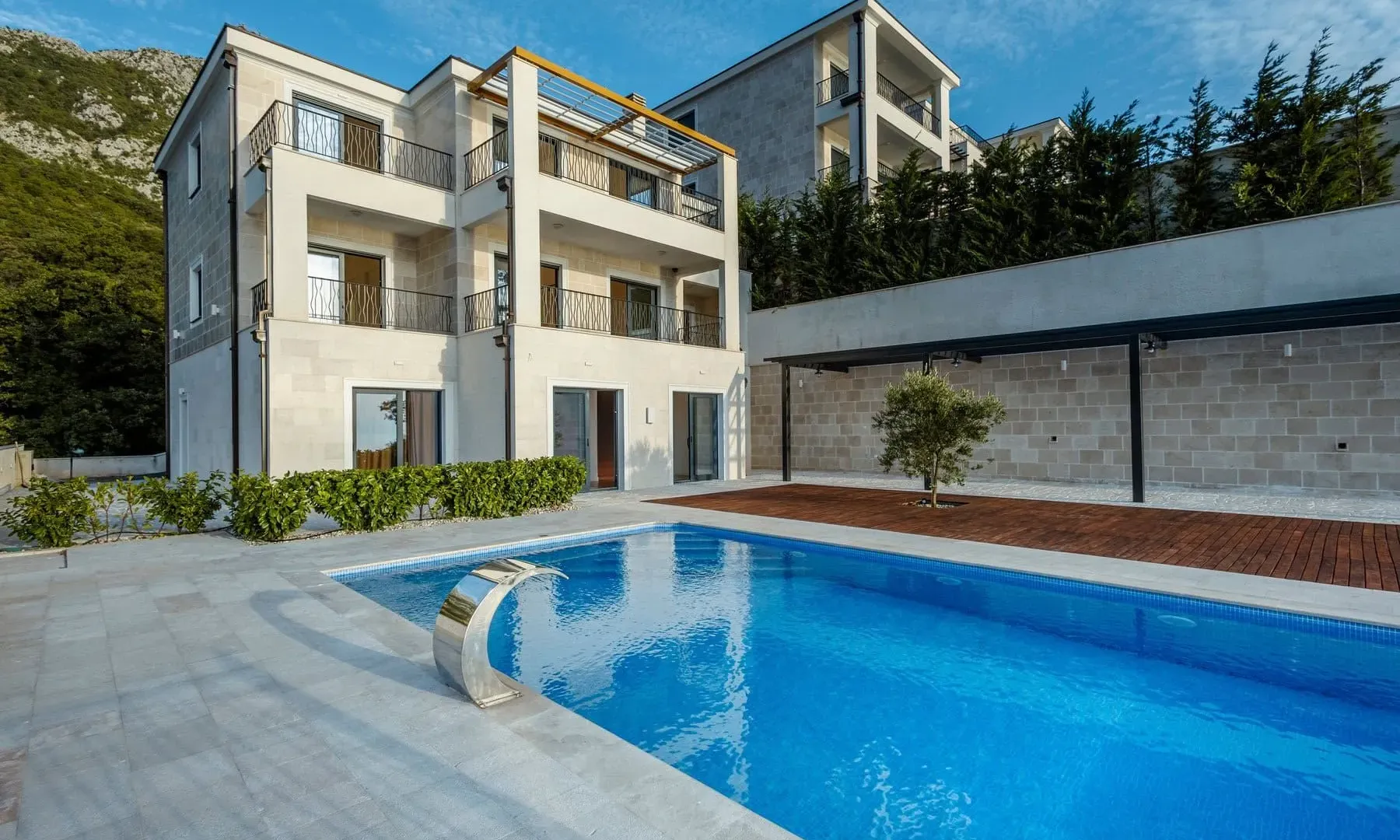 Sale, house, 450m², Tudorovići, Budva