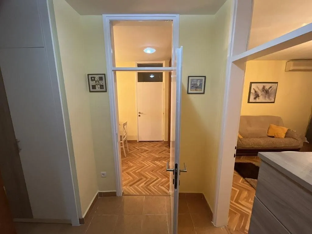 Rent, two bedroom apartment, 85m², Centar, Podgorica