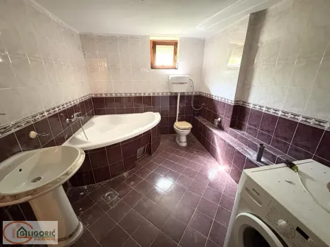 Prodaja, kuća, 270m², Zvezdara Sve Podlokacije, Beograd - image 11