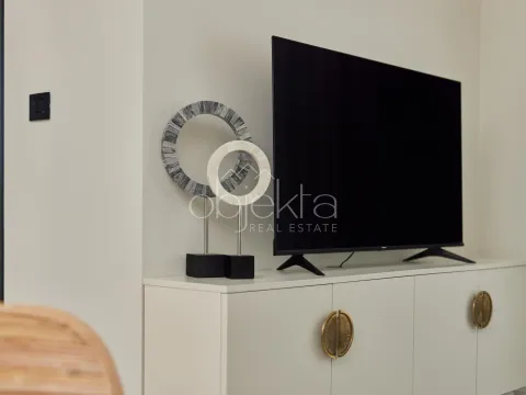 Izdavanje, stan, 93m², Tivat, Crna Gora - image 3