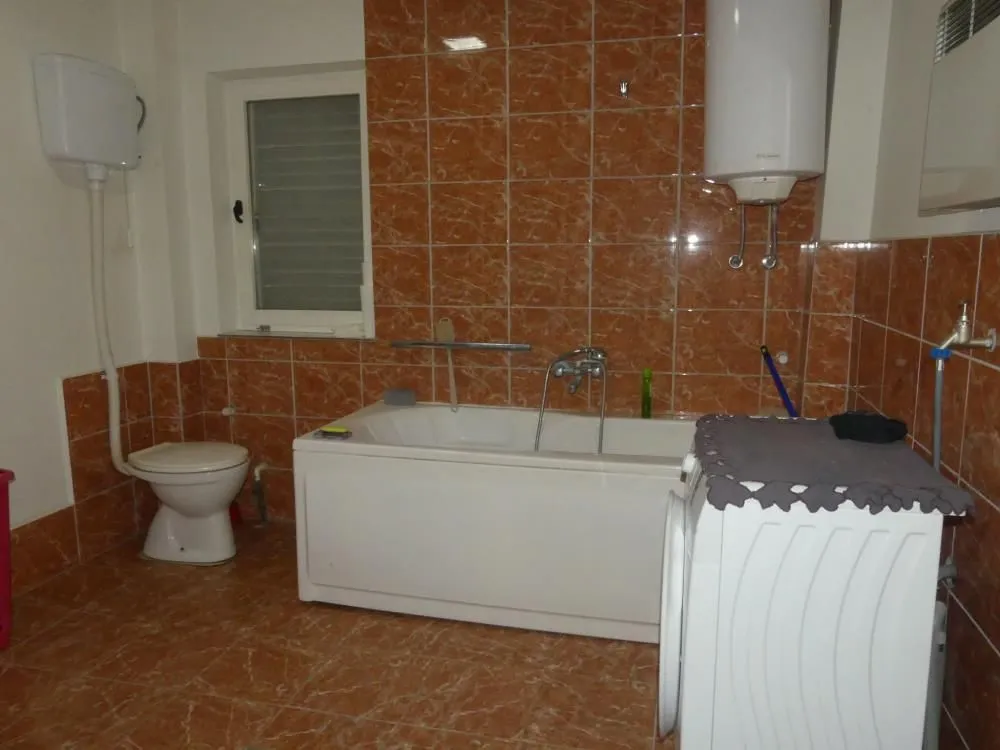 Prodaja, kuća, 240m², Lipar, Jagodina