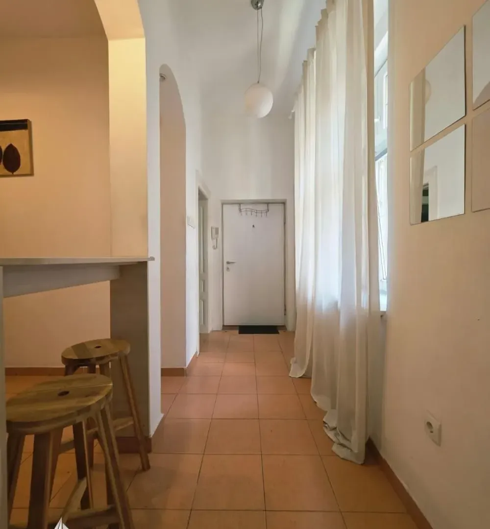 Prodaja, trosoban stan, 55m², Stari Grad, Beograd