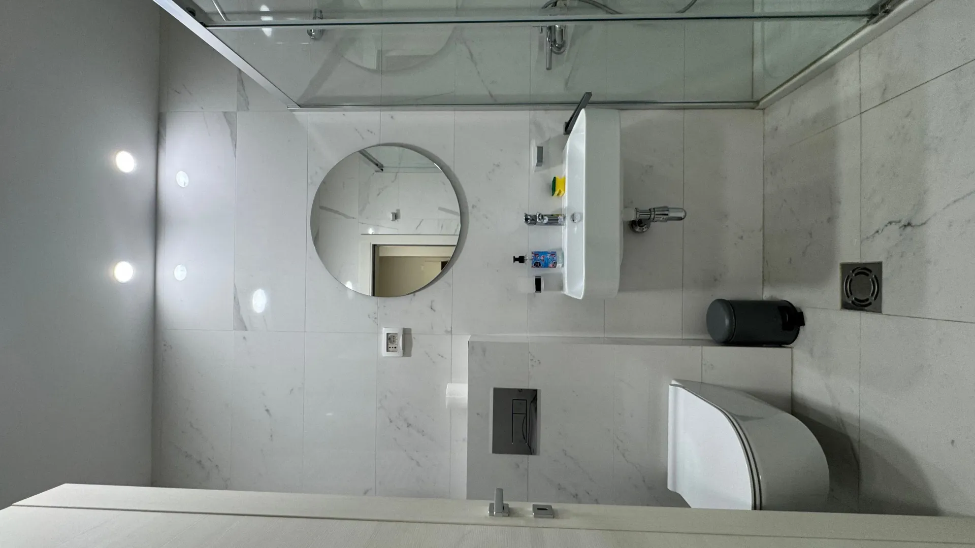 Prodaja, jednosoban stan, 47m², Central Point, Podgorica