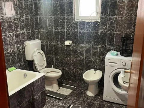 Rent, one bedroom apartment, 90m², Radanovići, Kotor - image 6