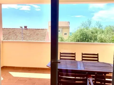 Rent, one bedroom apartment, 41m², Pržno, Budva - image 9