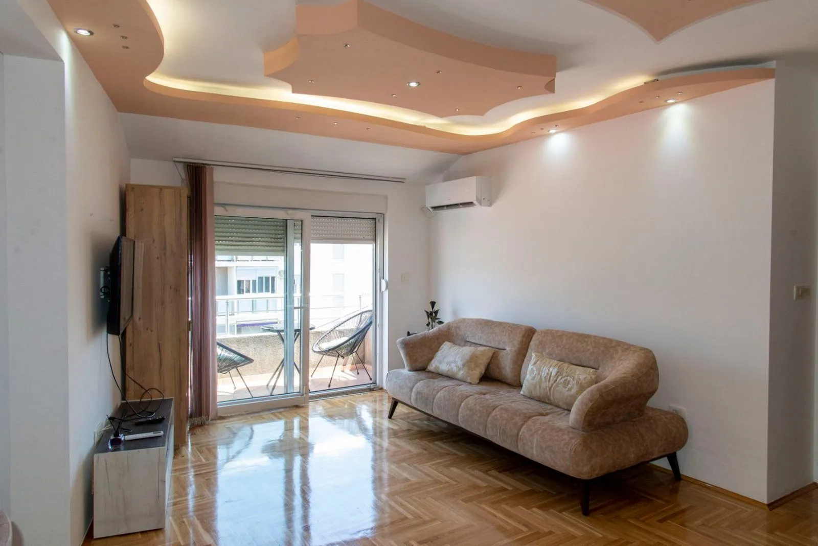 Izdavanje, stan, 46m², Ljubović, Podgorica