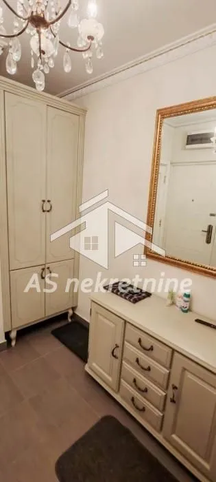 Prodaja, dvosoban stan, 62m², Stari Grad, Beograd