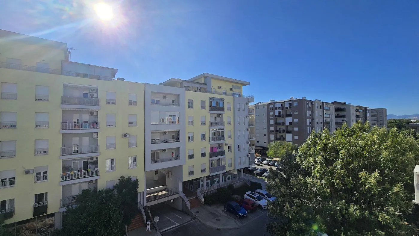 Prodaja, trosoban stan, 90m², Blok 9, Podgorica