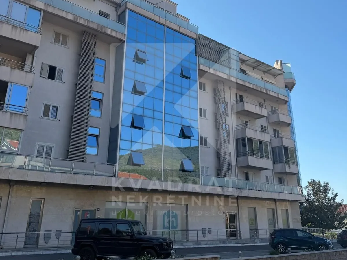 Rent, office space, 46m², Centar, Budva