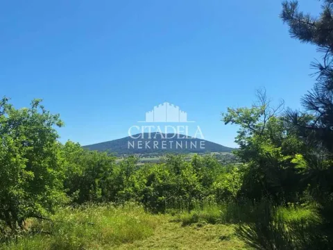 Prodaja, plac, 1600m², Sopot, Beograd - image 1
