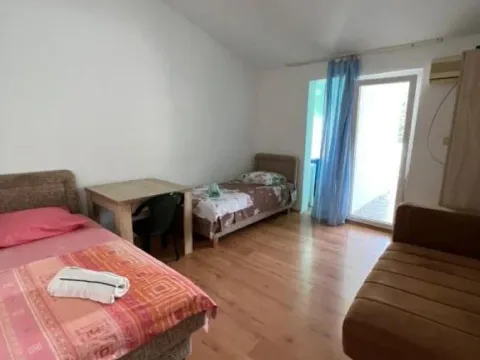 Prodaja, kuća, 774m², Šušanj, Bar - image 6