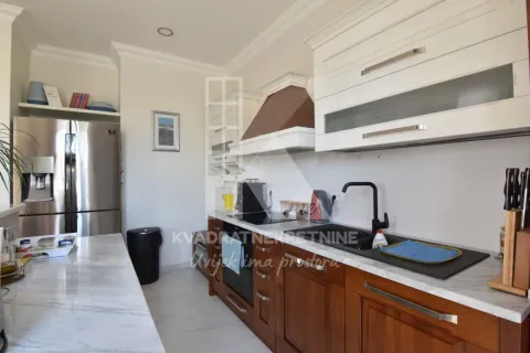 Prodaja, kuća, 170m², Gornja Gorica, Podgorica - image 10