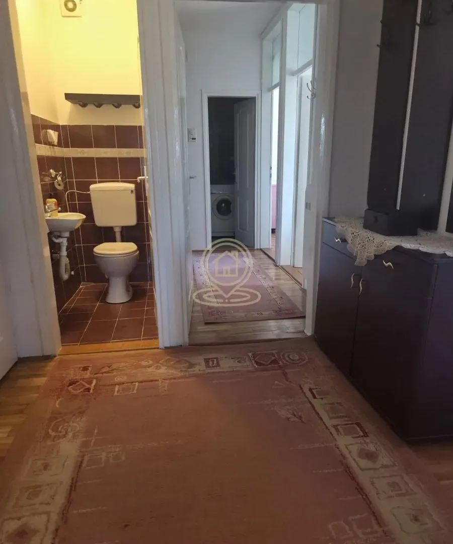 Prodaja, četvorosoban stan, 90m², Medijana, Niš