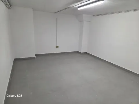 Rent, parking/garage, 32m², Budva, Crna Gora - image 3