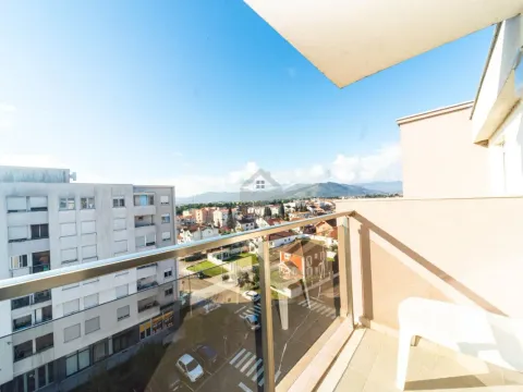 Prodaja, jednosoban stan, 45m², Blok 9, Podgorica - image 18