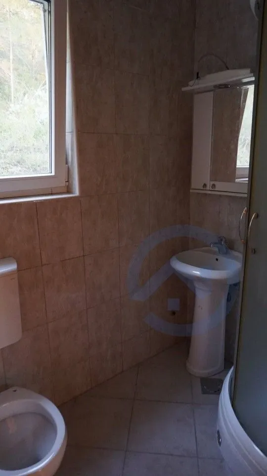 Prodaja, kuća, 300m², Kavač, Kotor