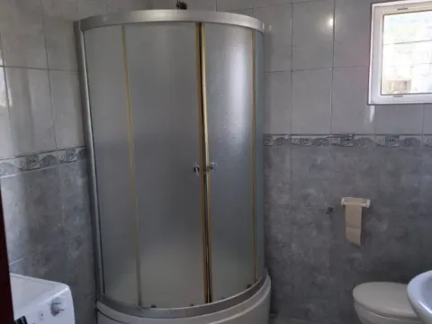 Izdavanje, dvosoban stan, 100m², Bjeliši, Bar - image 8