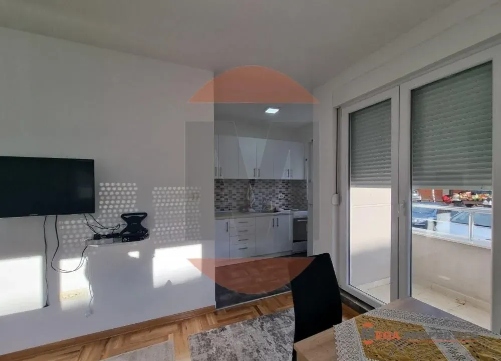 Izdavanje, jednosoban stan, 38m², Borča 1, Borča Sve Podlokacije