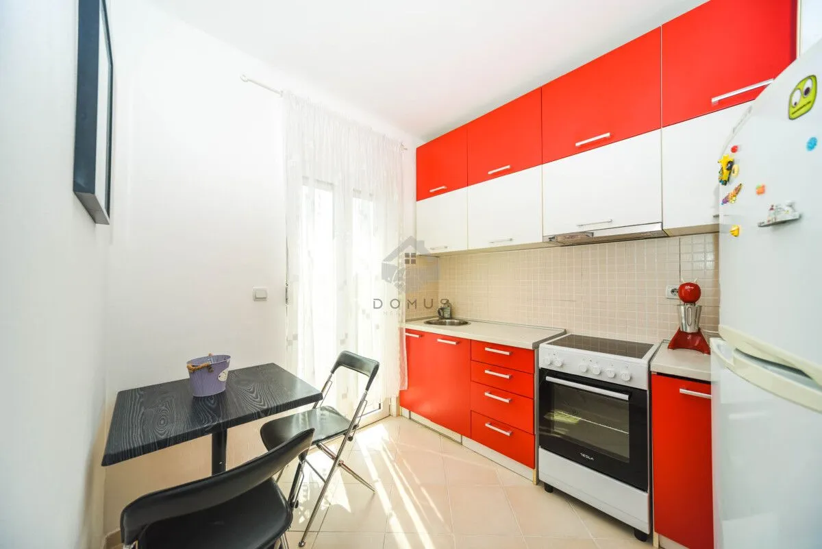 Izdavanje, jednosoban stan, 35m², Tološi, Podgorica