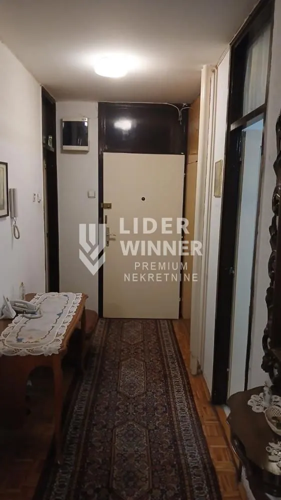 Prodaja, trosoban stan, 85m², Novi Beograd Sve Podlokacije, Beograd