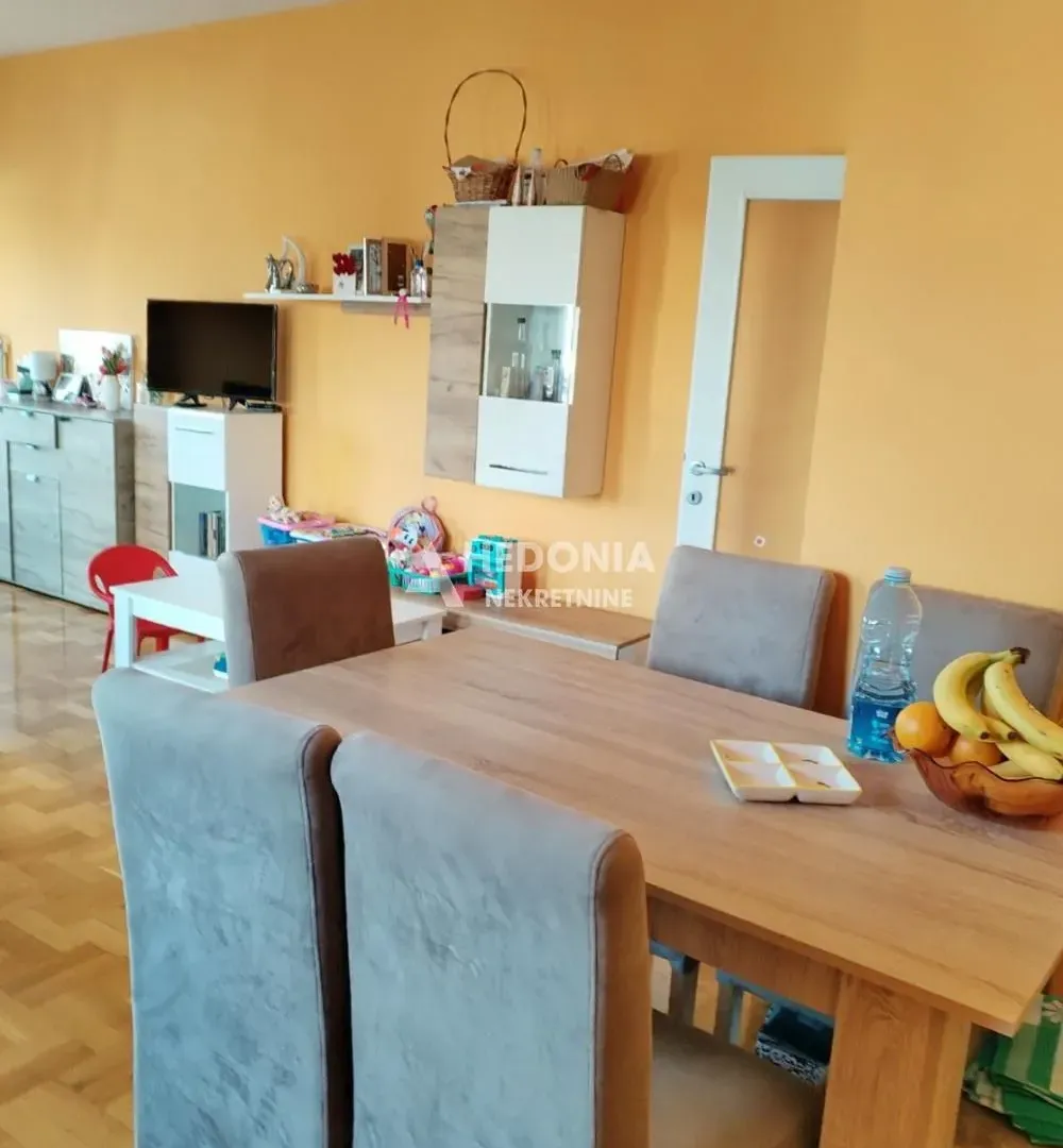 Prodaja, dvosoban stan, 58m², Voždovačka Crkva, Voždovac Sve Podlokacije
