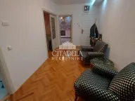 Prodaja, dvosoban stan, 79m², Vračar Centar, Vračar Sve Podlokacije - image 12